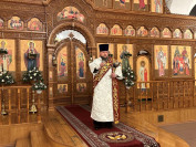 8-Архиепископ Амфилохий совершил Великую вечерню в день Рождества Христова