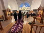 17-Архиепископ Амфилохий совершил Великую вечерню в день Рождества Христова