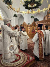 5-В святую ночь Рождества Христова  православные христиане Усть-Каменогорска  посетили праздничное богослужение  в Андреевском кафедральном соборе