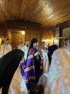 2-В день Собора Пресвятой Богородицы архиепископ Амфилохий совершил Божественную Литургию в храме в честь Покрова Божией Матери города Усть-Каменогорска