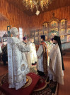 7-В день Собора Пресвятой Богородицы архиепископ Амфилохий совершил Божественную Литургию в храме в честь Покрова Божией Матери города Усть-Каменогорска