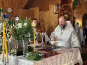 28-В день Собора Пресвятой Богородицы архиепископ Амфилохий совершил Божественную Литургию в храме в честь Покрова Божией Матери города Усть-Каменогорска