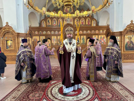 Архиепископ Амфилохий совершил Божественную Литургию в день воспоминания Тайной Вечери
