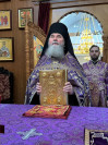 5-Архиепископ Амфилохий совершил Божественную Литургию в день воспоминания Тайной Вечери
