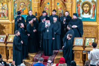 14-Управляющий Усть-Каменогорской и Семипалатинской епархии посетил в Алма-Ате пасхальный концерт византийского хора со святой Горы Афон