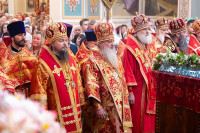 11-Архиепископ Усть-Каменогорский и Семипалатинский Амфилохий принял участие в духовных торжествах по случаю 80-летия возвращения Никольского собора Алма-Аты Православной Церкви