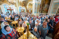 18-Архиепископ Усть-Каменогорский и Семипалатинский Амфилохий принял участие в духовных торжествах по случаю 80-летия возвращения Никольского собора Алма-Аты Православной Церкви