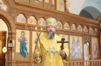 12-В день памяти апостолов Петра и Павла архиепископ Амфилохий возглавил служение Божественной Литургии в Андреевском кафедральном соборе города Усть-Каменогорска 