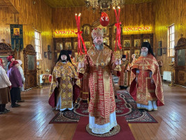 Божественная Литургия в Покровском соборе города Усть-Каменогорска