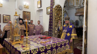 20-Архиепископ Амфилохий возглавил служение Всенощного бдения накануне третьего воскресения Великого поста