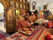 64-Благодатный огонь встретили православные христиане Восточного Казахстана