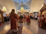 70-Благодатный огонь встретили православные христиане Восточного Казахстана