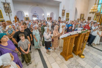 32-В первое воскресенье Успенского поста архиепископ Усть-Каменогорский и Семипалатинский Амфилохий сослужил митрополиту Александру за Божественной Литургией в Благовещенском кафедральном соборе Павлодара
