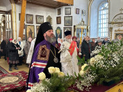 3-Архиепископ Амфилохий возглавил Божественную Литургию в навечерие Крещения Господня в Воскресенском кафедральном соборе города Семипалатинска 