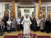 12-Архиепископ Амфилохий возглавил Божественную Литургию в навечерие Крещения Господня в Воскресенском кафедральном соборе города Семипалатинска 