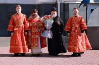 1-В завершение Светлой седмицы управляющий Усть-Каменогорской и Семипалатинской епархии сослужил митрополиту Александру за Литургией в Успенском соборе Астаны