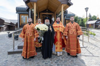 2-В праздник великомученицы Ирины и преподобного Иакова Железноборовского архиепископ Усть-Каменогорский и Семипалатинский Амфилохий сослужил митрополиту Александру за Литургией в Богородице-Рождественском храме микрорайона Акжар