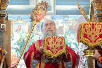 15-В праздник великомученицы Ирины и преподобного Иакова Железноборовского архиепископ Усть-Каменогорский и Семипалатинский Амфилохий сослужил митрополиту Александру за Литургией в Богородице-Рождественском храме микрорайона Акжар