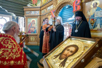23-В праздник великомученицы Ирины и преподобного Иакова Железноборовского архиепископ Усть-Каменогорский и Семипалатинский Амфилохий сослужил митрополиту Александру за Литургией в Богородице-Рождественском храме микрорайона Акжар
