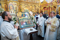 11-В канун праздника Вознесения Господня Управляющий Усть-Каменогорской и Семипалатинской епархии сослужил Главе Митрополичьего округа за Всенощным бдением в Вознесенском соборе Алма-Аты