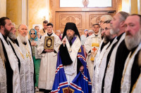 7-В канун дня памяти святителя Николая Чудотворца архиепископ Усть-Каменогорский и Семипалатинский Амфилохий сослужил митрополиту Александру за Всенощным бдением в Никольском соборе Алма-Аты