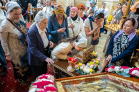 41-В праздник святителя Николая, архиепископа Мирликийского, управляющий Усть-Каменогорской и Семипалатинской епархии сослужил митрополиту Александру за Литургией в Никольском соборе Алма-Аты
