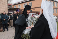 2-Управляющий Усть-Каменогорской и Семипалатинской епархии сослужил Главе Митрополичьего округа за Литургией в Феодоровской церкви Покровского монастыря города Уральска
