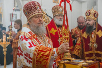 7-Управляющий Усть-Каменогорской и Семипалатинской епархии сослужил Главе Митрополичьего округа за Литургией в Феодоровской церкви Покровского монастыря города Уральска