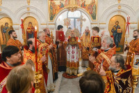 11-Управляющий Усть-Каменогорской и Семипалатинской епархии сослужил Главе Митрополичьего округа за Литургией в Феодоровской церкви Покровского монастыря города Уральска