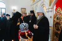 14-Управляющий Усть-Каменогорской и Семипалатинской епархии сослужил Главе Митрополичьего округа за Литургией в Феодоровской церкви Покровского монастыря города Уральска
