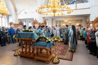 7-В главном храме Усть-Каменогорска состоялась праздничная Литургия по случаю принесения десницы святителя Спиридона Тримифунтского 