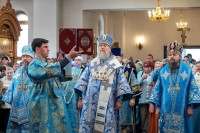 8-В главном храме Усть-Каменогорска состоялась праздничная Литургия по случаю принесения десницы святителя Спиридона Тримифунтского 