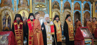 8-В неделю святых жен-мироносиц архиепископ Усть-Каменогорский и Семипалатинский Амфилохий сослужил митрополиту Александру за Литургией в Михайло-Архангельском кафедральном соборе Уральска