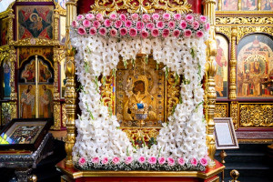 В праздник Феодоровской иконы Божией Матери архиепископ Усть-Каменогорский и Семипалатинский Амфилохий сослужил Главе Митрополичьего округа за Божественной Литургией в главном храме Южной столицы