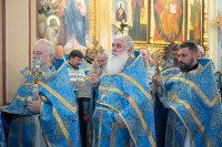 26-В праздник Феодоровской иконы Божией Матери архиепископ Усть-Каменогорский и Семипалатинский Амфилохий сослужил Главе Митрополичьего округа за Божественной Литургией в главном храме Южной столицы