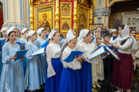 40-В праздник Феодоровской иконы Божией Матери архиепископ Усть-Каменогорский и Семипалатинский Амфилохий сослужил Главе Митрополичьего округа за Божественной Литургией в главном храме Южной столицы