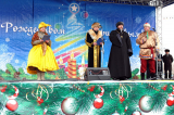 Народные гуляния на площади Усть-Каменогорска