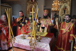 3-Архиерейское богослужение в пятницу Светлой седмицы  в Зиновьевском храме района Новая Согра