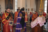 9-Архиерейское богослужение в пятницу Светлой седмицы  в Зиновьевском храме района Новая Согра