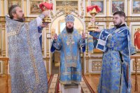 28-«Днесь Боговместимый храм, Богородица, в храм Господень приводится»