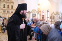 36-«Днесь Боговместимый храм, Богородица, в храм Господень приводится»