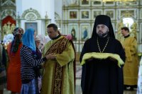 13-В день памяти святых первоверховных апостолов Петра и Павла Епископ Амфилохий совершил Божественную литургию в Андреевском кафедральном соборе