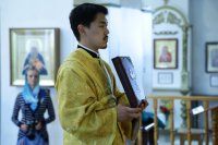 16-В день памяти святых первоверховных апостолов Петра и Павла Епископ Амфилохий совершил Божественную литургию в Андреевском кафедральном соборе