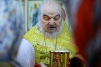 30-В день памяти святых первоверховных апостолов Петра и Павла Епископ Амфилохий совершил Божественную литургию в Андреевском кафедральном соборе
