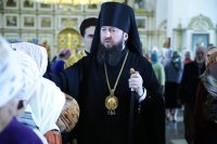 38-В день памяти святых первоверховных апостолов Петра и Павла Епископ Амфилохий совершил Божественную литургию в Андреевском кафедральном соборе