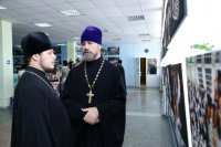 11-В Усть-Каменогорске состоялось открытие выставки работ греческого фотографа Костаса Асимиса – «Наш Афон»