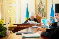 14-Епископ Амфилохий принял участие в заключительном в 2015 году заседании Синода Казахстанского Митрополичьего округа в Астане