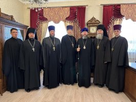 Архиепископ Амфилохий возглавил рабочее заседание Епархиального совета