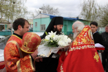 1-Епископ Амфилохий совершил в Неделю 2-ю по Пасхе, апостола Фомы, Божественную Литургию в Воскресенском соборе г.Семипалатинска