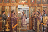 9-Архиерейское богослужение в Богородице-Рождественском храме (г.Усть-Каменогорск, р-н Аблакетка)